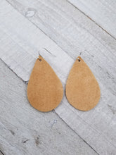 Load image into Gallery viewer, Tear Drop  Leather Earrings